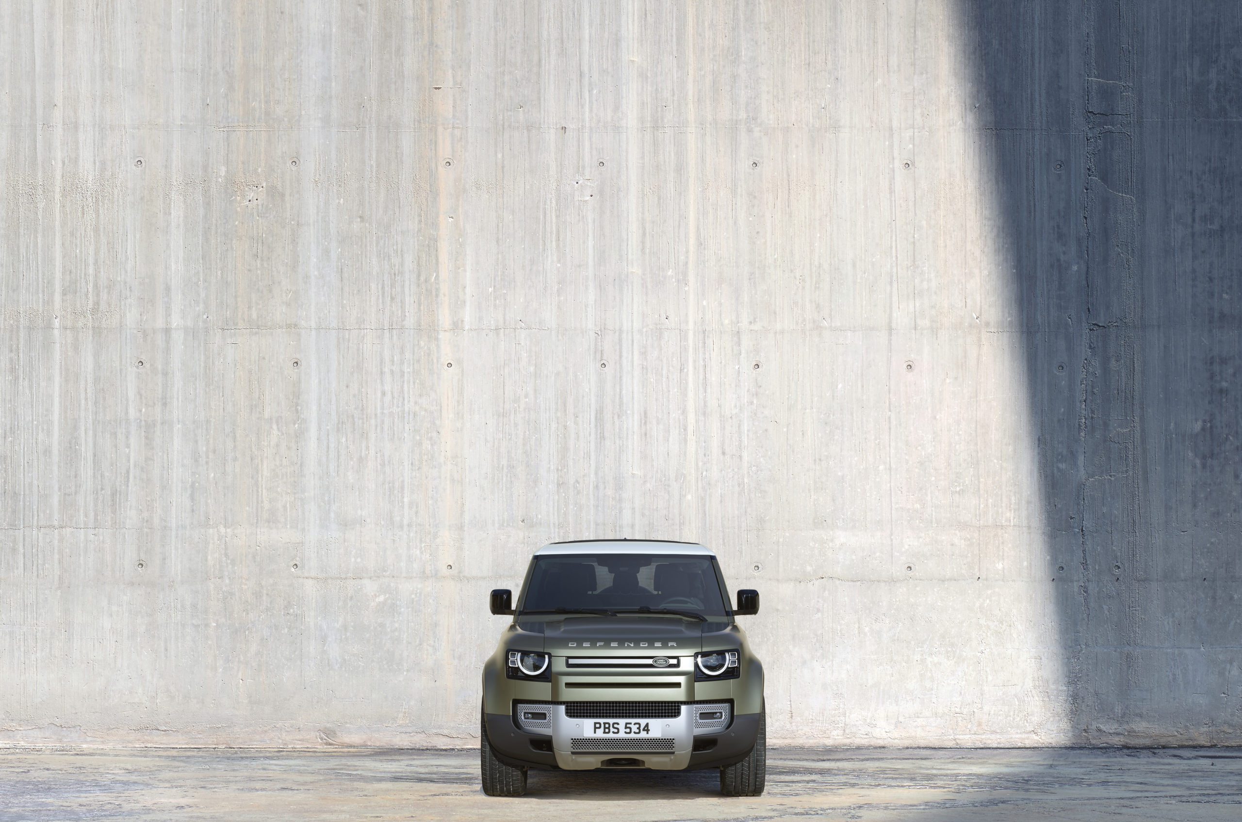 Land Rover Defender 110